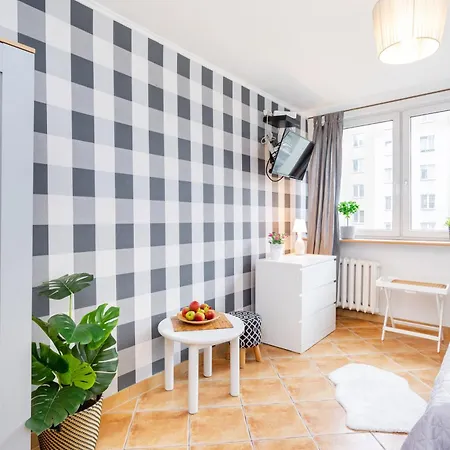 アパート Cinnamon Metro Swietokrzyska ワルシャワ