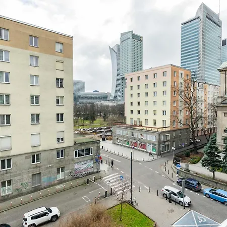 Cinnamon Metro Swietokrzyska *