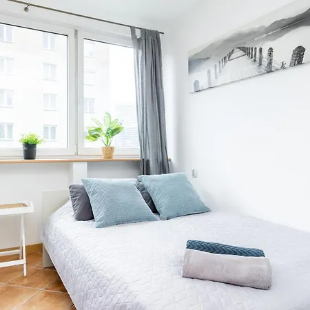 Cinnamon Metro Swietokrzyska Apartman Varsó