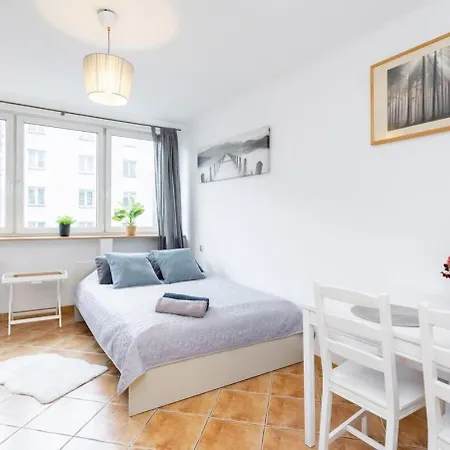 Apartment Cinnamon Metro Swietokrzyska Warsaw