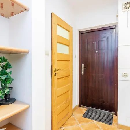 Cinnamon Metro Swietokrzyska Apartmán Varšava